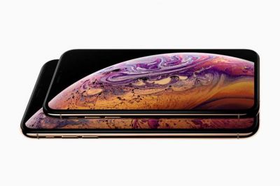 photo of the apple iphone xs and xs max