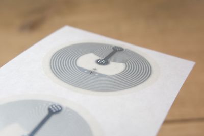 close up of a wet inlay NFC label