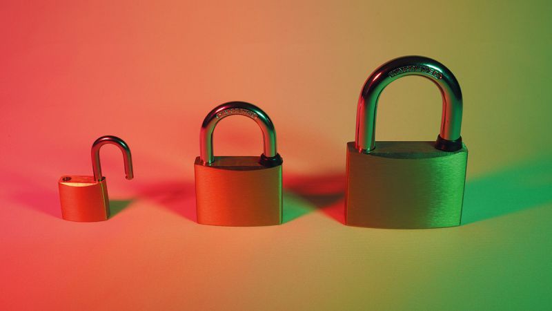 Issues found when locking an NFC tag with an iPhone