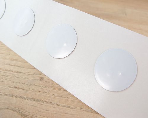 Detail of an NFC 22mm On-Metal NTAG213