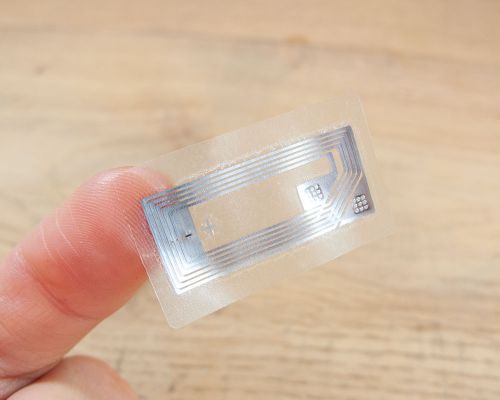 Side view of the NFC 30x18mm Wet Inlay NTAG213