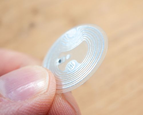 Side view of the NFC 22mm Wet Inlay NTAG213