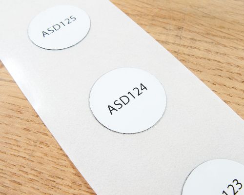 Close up image of an NFC ID Express NTAG213 On-Metal