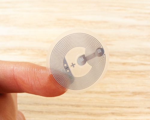 Close up image of an NFC 26mm Wet Inlay NTAG424