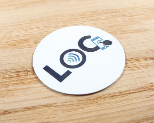 Close up image of an NFC Asset NFC Tag On-Metal Round