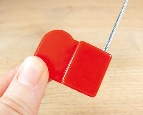 Side view of the NFC Rounded Flag NFC Metal Cable Tie