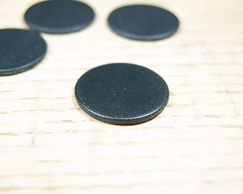 Close up image of an NFC 16mm Ultrathin Disc ICODE SLIX