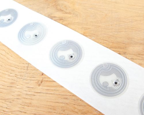 Detail of an NFC 25mm Garment Spec NTAG213