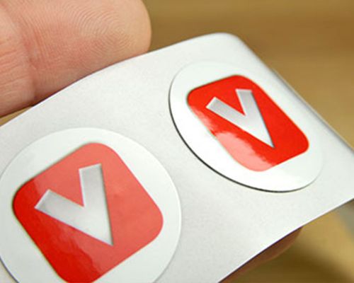 Side view of the NFC Premium On-Metal NFC Labels